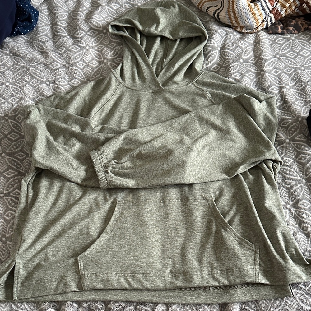 Aerie women’s Lightweight Hooded Sweater - Olive Green offline